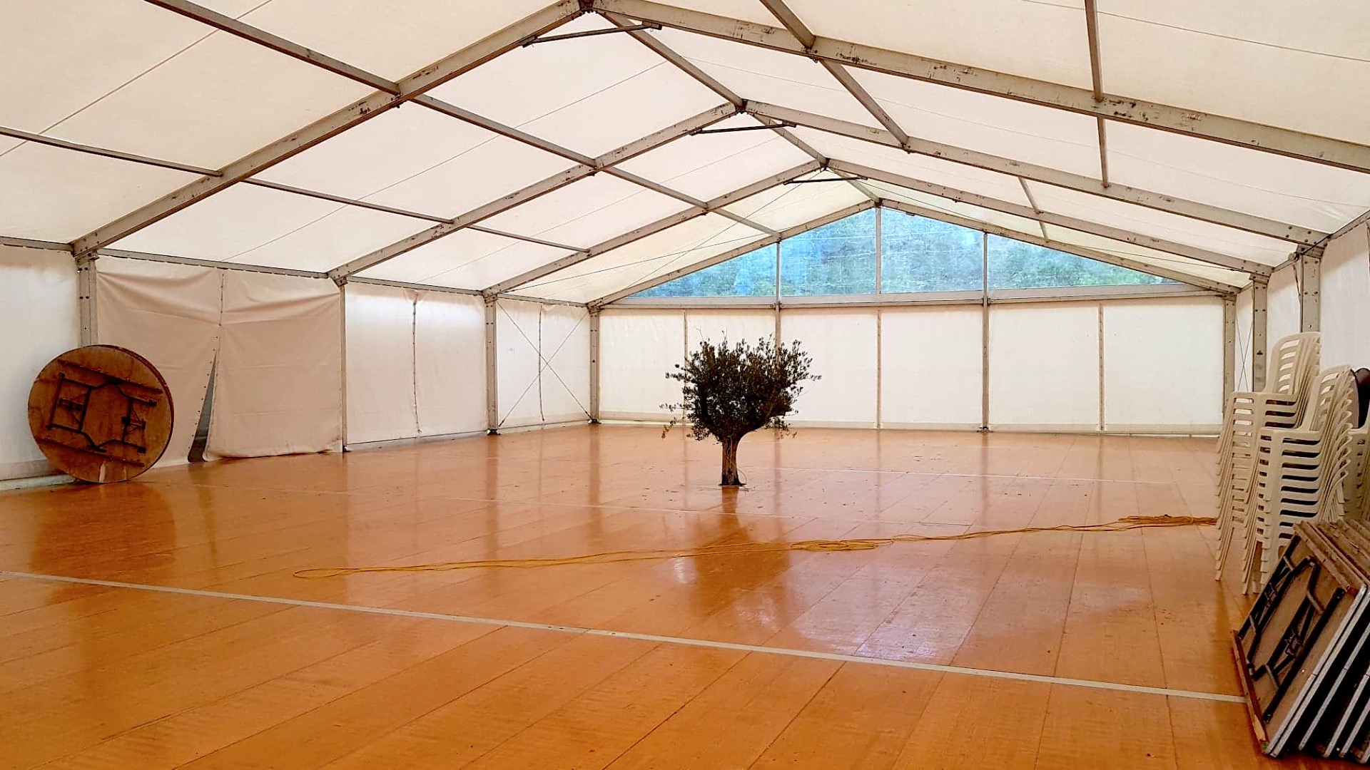 barnum-tente-plancher-villefranche-de-rouergue