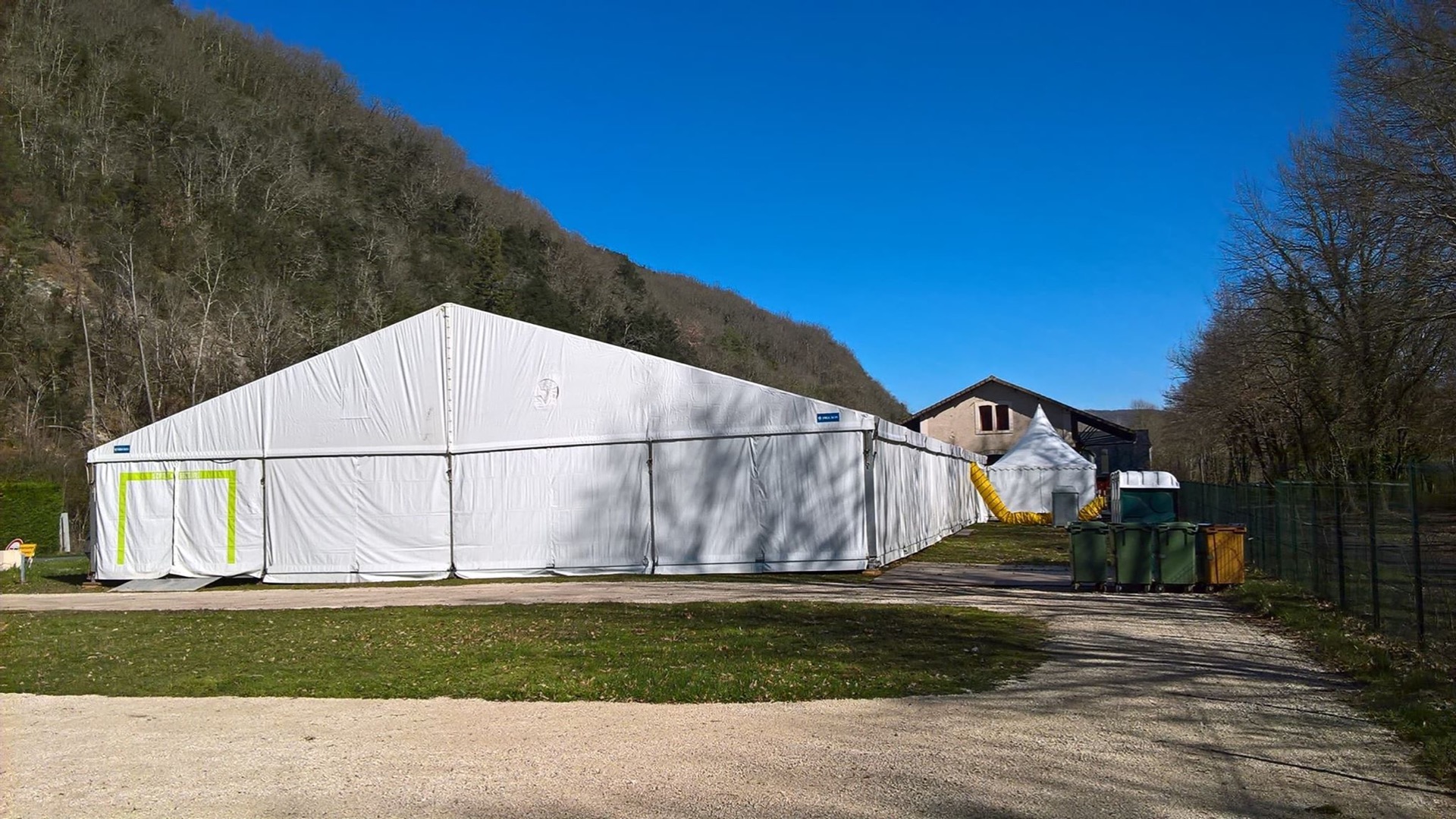 chapiteau-900m2-brive