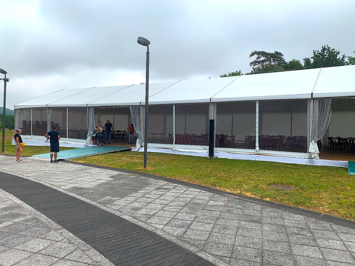 chapiteau-transparent-castres_1