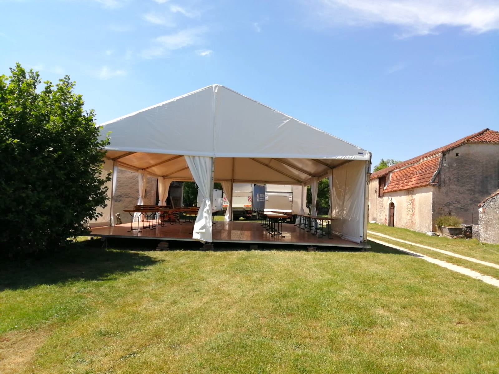 location chapiteau cahors