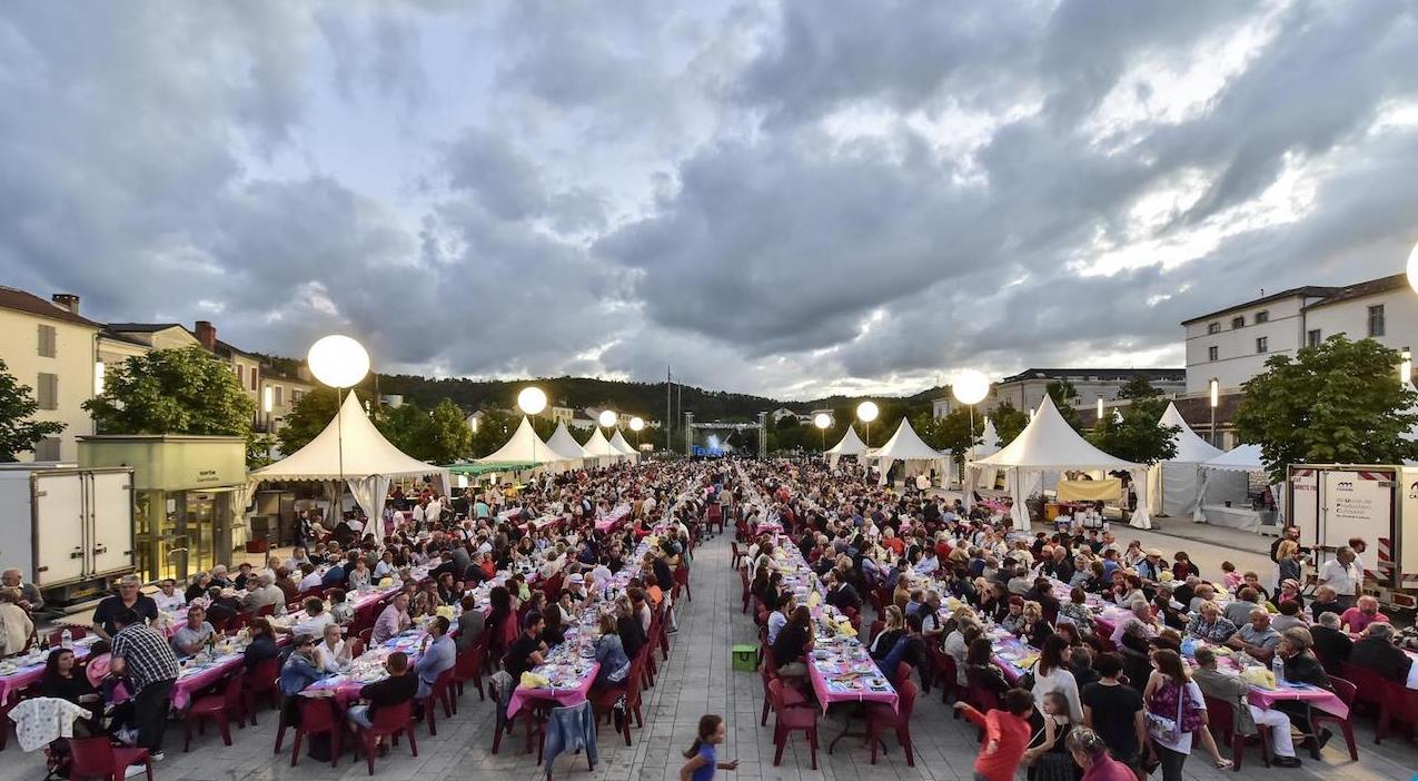 location-chapiteaux-cahors