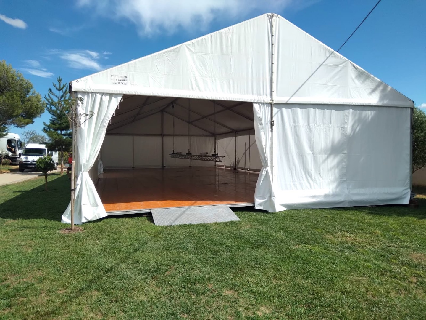 location-tente-narbonne