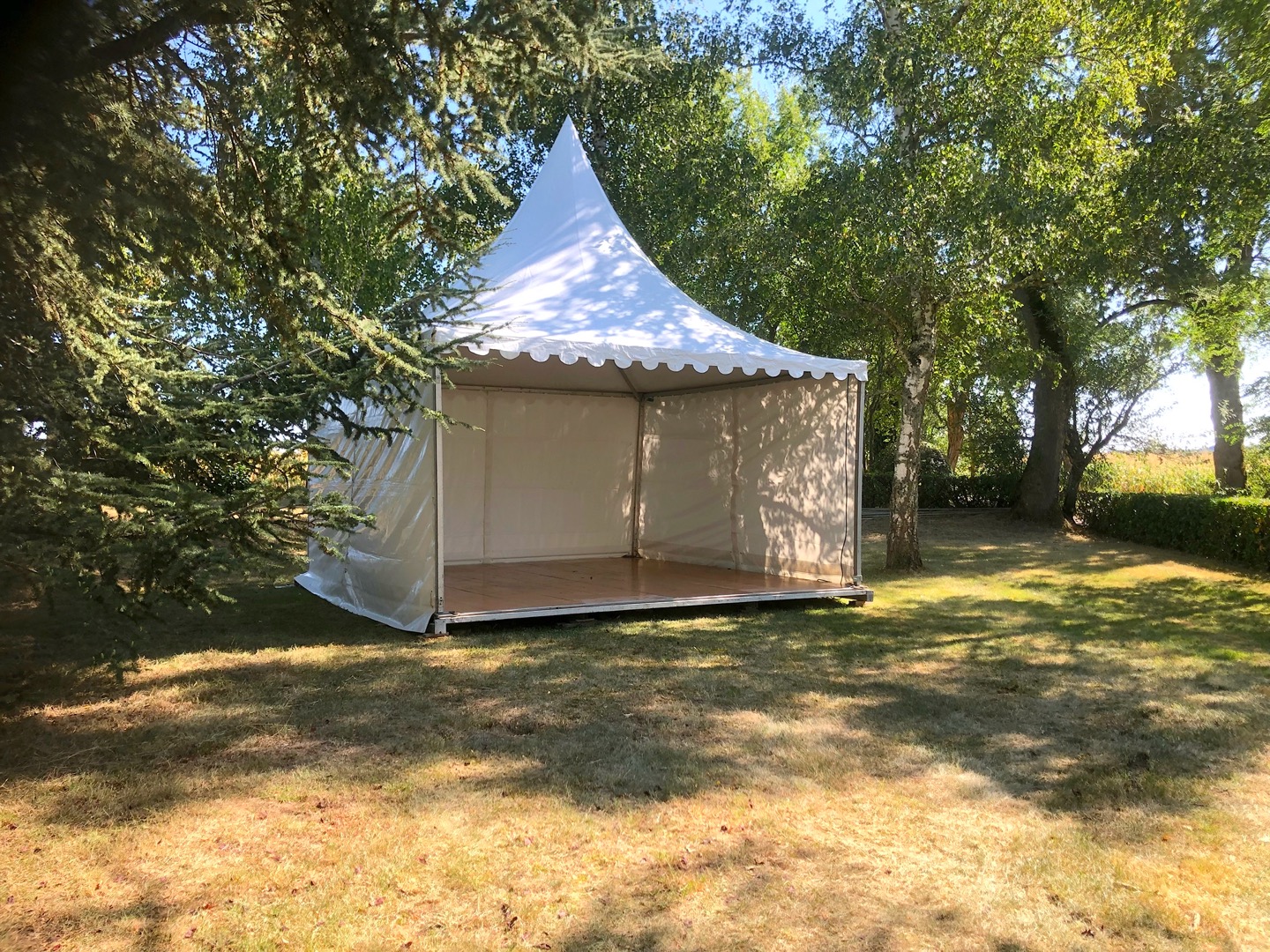 location-tente-toulouse_1_1_1_1